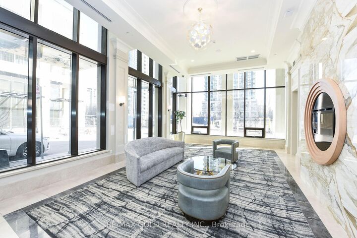 Property Photo: 36 Elm Drive 3209 ON L5B 1L9