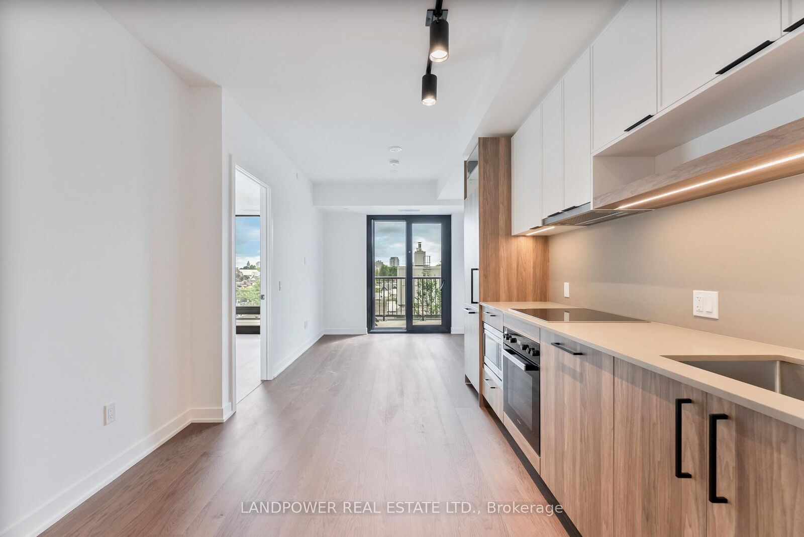 Property Photo:  89 Montclair Avenue 1019  ON M5P 1P5 