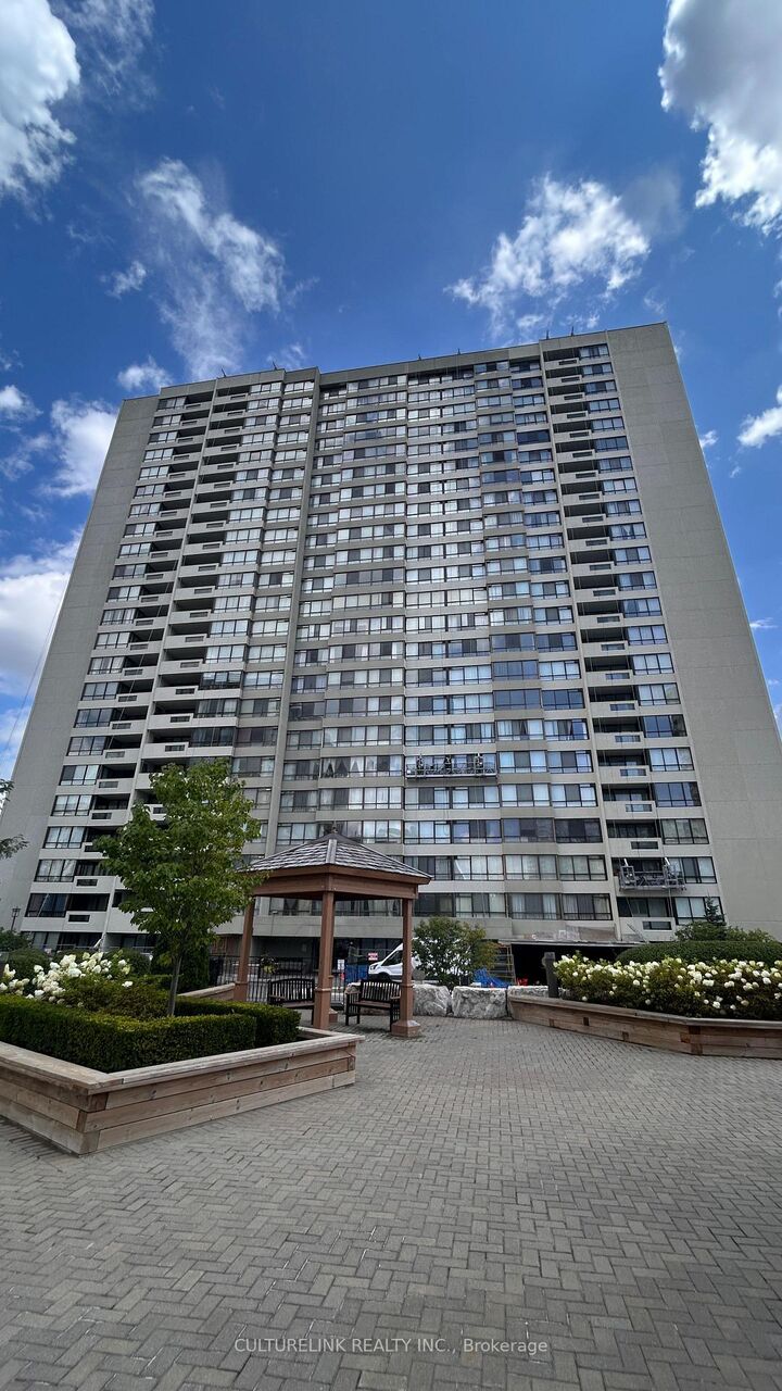 255 Bamburgh Circle 1005 — photo 1