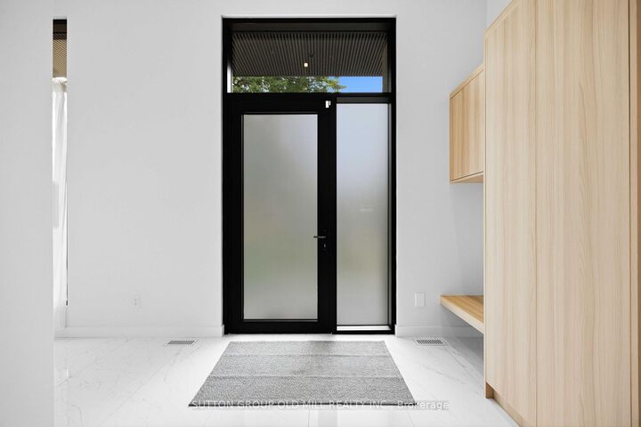 Property Photo: 18 Herne Hill ON M9A 2X1
