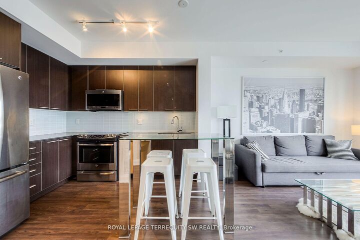 Property Photo: 10 Park Lawn Road 1208 ON M8V 0H9
