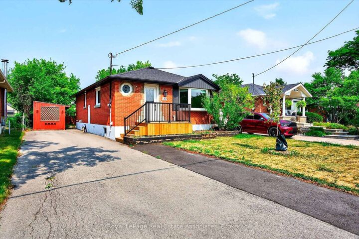 Property Photo: 312 East 45th Street Upper ON L8T 3K8