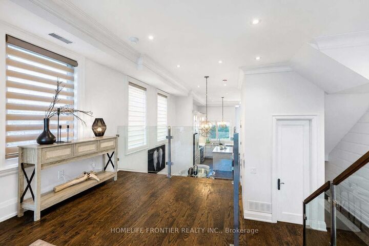 Property Photo: 82 Cameron Avenue ON M2N 1E2