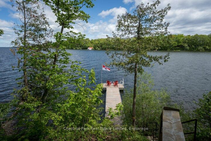 Property Photo: 347 Prinyers Cove Crescent ON K0K 2T0