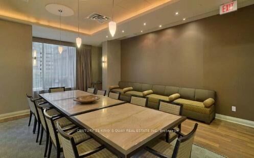 Photo de la propriété:  763 Bay Street 2714  ON M5G 2R3 