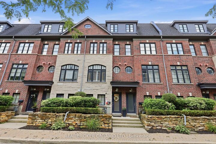 Property Photo: 39 Lobo Mews N/A ON M8Z 0B2