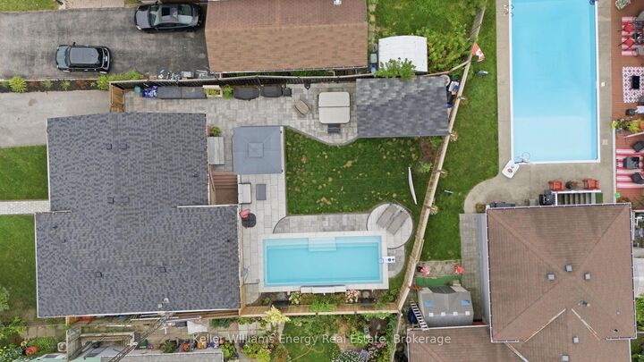 Property Photo:  233 Phillip Murray Avenue  ON L1J 1G8 