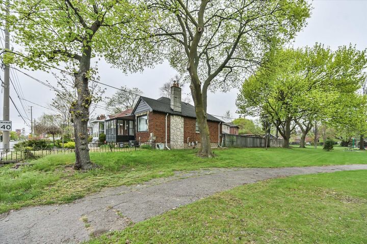 Property Photo: 388 O'Connor Drive ON M4J 2W1