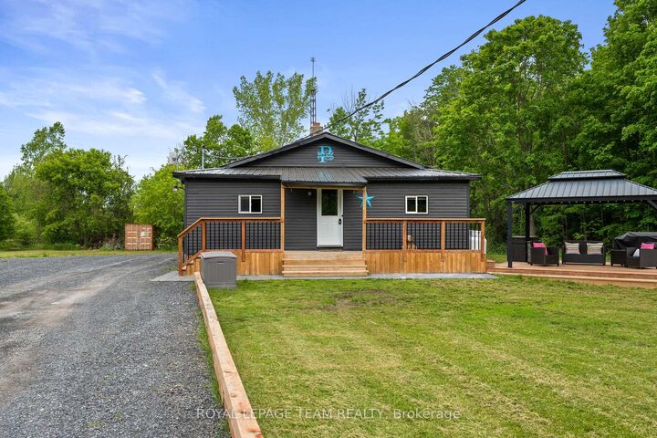 Property Photo: 16509 Cedarvale Road ON K0C 1Y0