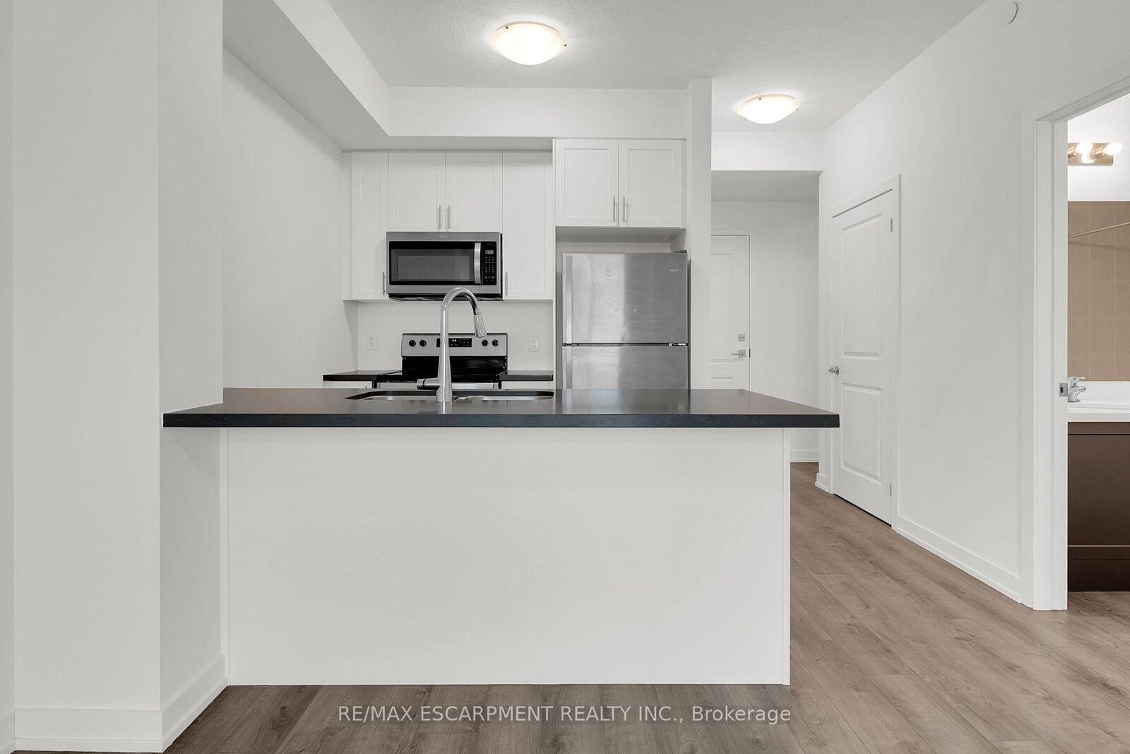 Property Photo:  5055 Greenlane Road 441  ON L0R 1B3 