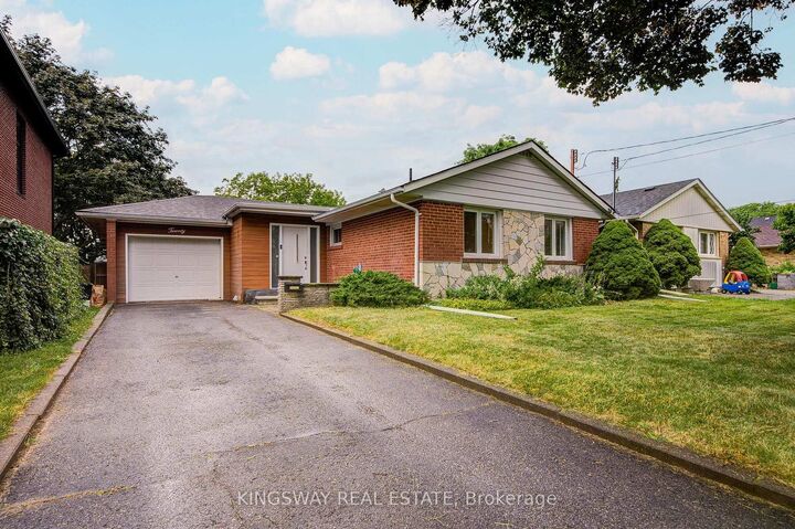 20 Wigmore Drive — photo 1