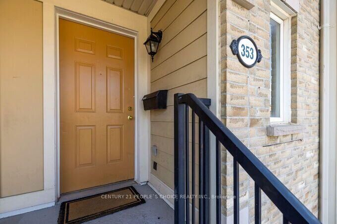 Property Photo: 4975 Southampton Drive 353 ON L5M 8C6