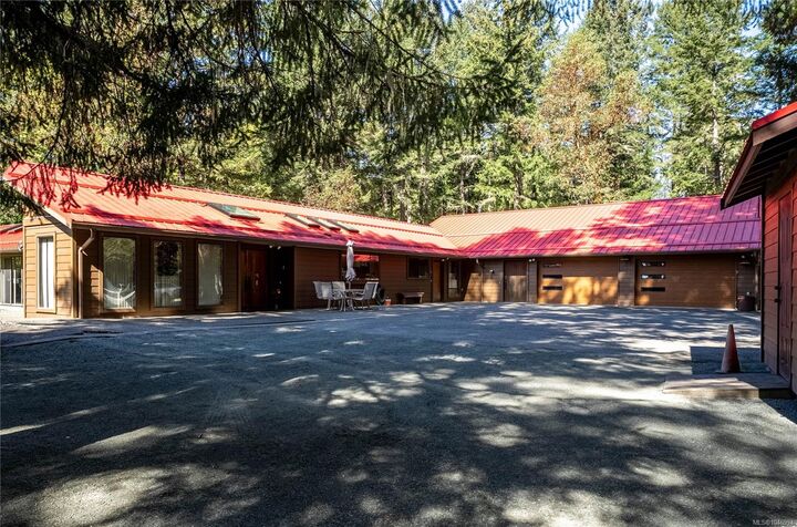 1698 Millstream Rd — photo 1