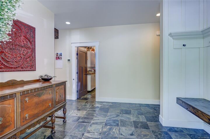 Property Photo: 3029 Meadow Dr BC V9R 7C6