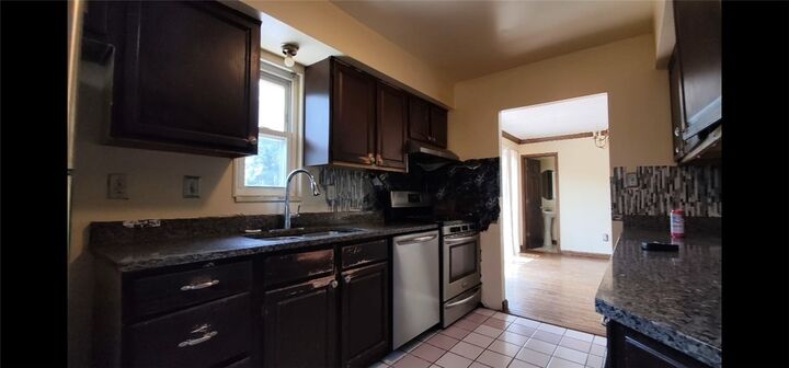 Property Photo:  4674 Wilburke Ave  PA 15236 
