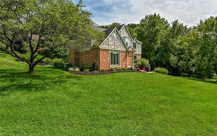 Property Photo: 10022 Oakridge Dr PA 15090