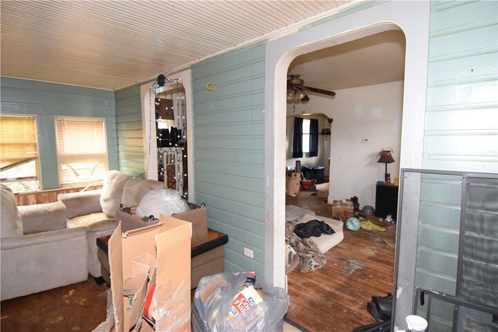Property Photo: 418 Virginia Ave PA 15074