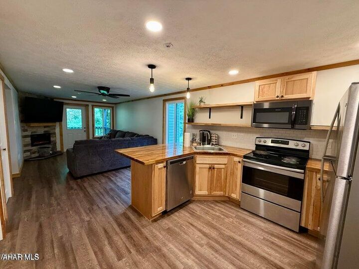 Property Photo: 143 E Valley Point Deer Run Lane 1128 PA 16625