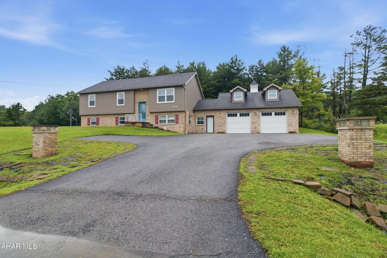 Property Photo: 255 Bell-Tip Road PA 16686
