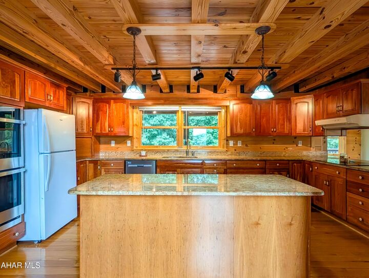 Property Photo:  495 Ritchey Bridge Road  PA 15537 