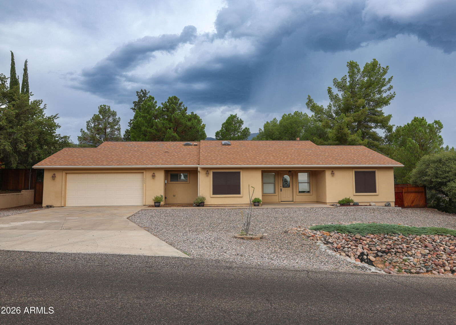 Property Photo: 445 E Rancho Vista Way E AZ 86326