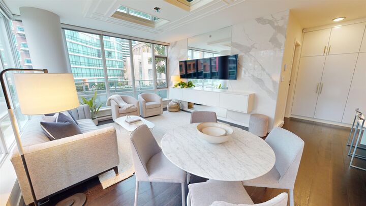 Property Photo: 833 Homer Street 505 BC V6B 0H4