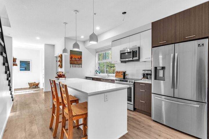 Property Photo:  20087 68 Avenue B210  BC V2Y 0Y3 