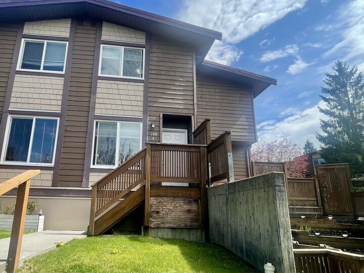 Property Photo: 306 Highland Way 4 BC V3H 3V7