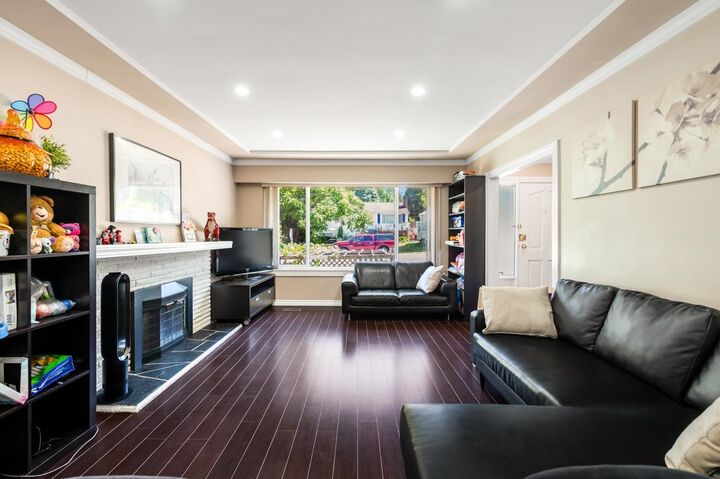 Property Photo: 14940 Kew Drive BC V3R 4Y2