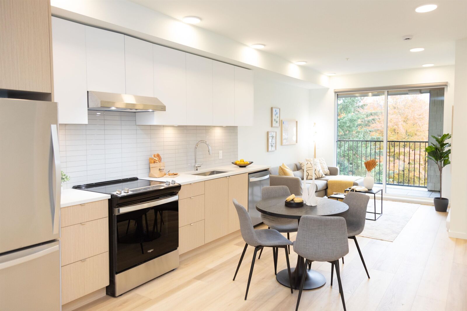 Property Photo: 37994 Second Avenue 406 BC V8B 0C3