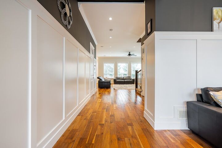 Property Photo: 16302 25 Avenue BC V3Z 6S1