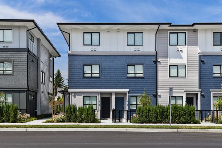 33525 Kingston Avenue 14 — photo 1