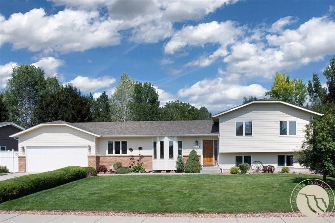 Property Photo:  2431 Applewood Ave  MT 59102 