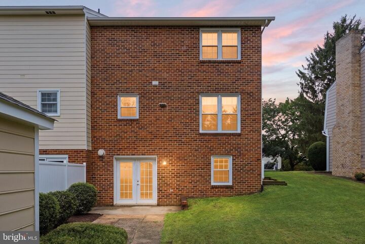 Property Photo:  820 Appleseed Court  VA 22601 