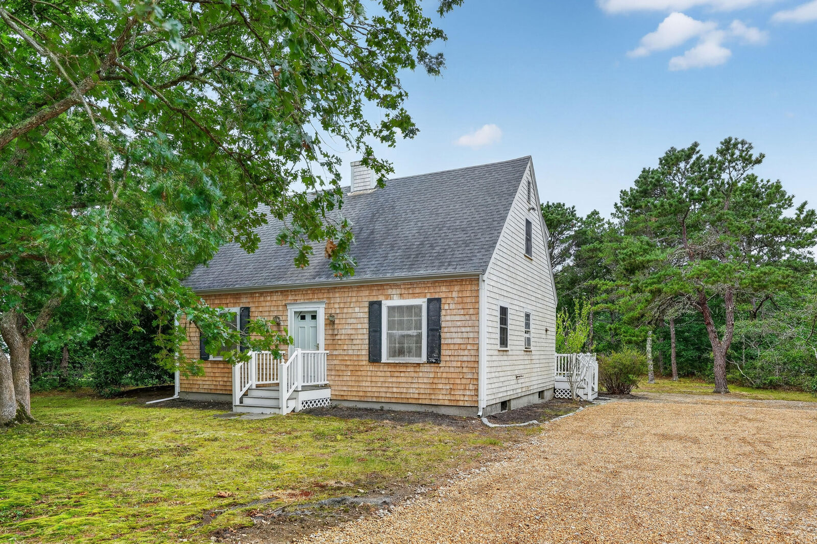 Property Photo:  9 Marthas Road  MA 02539 