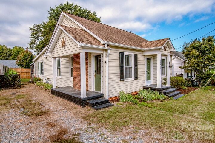 Property Photo: 19641 S Main Street NC 28031