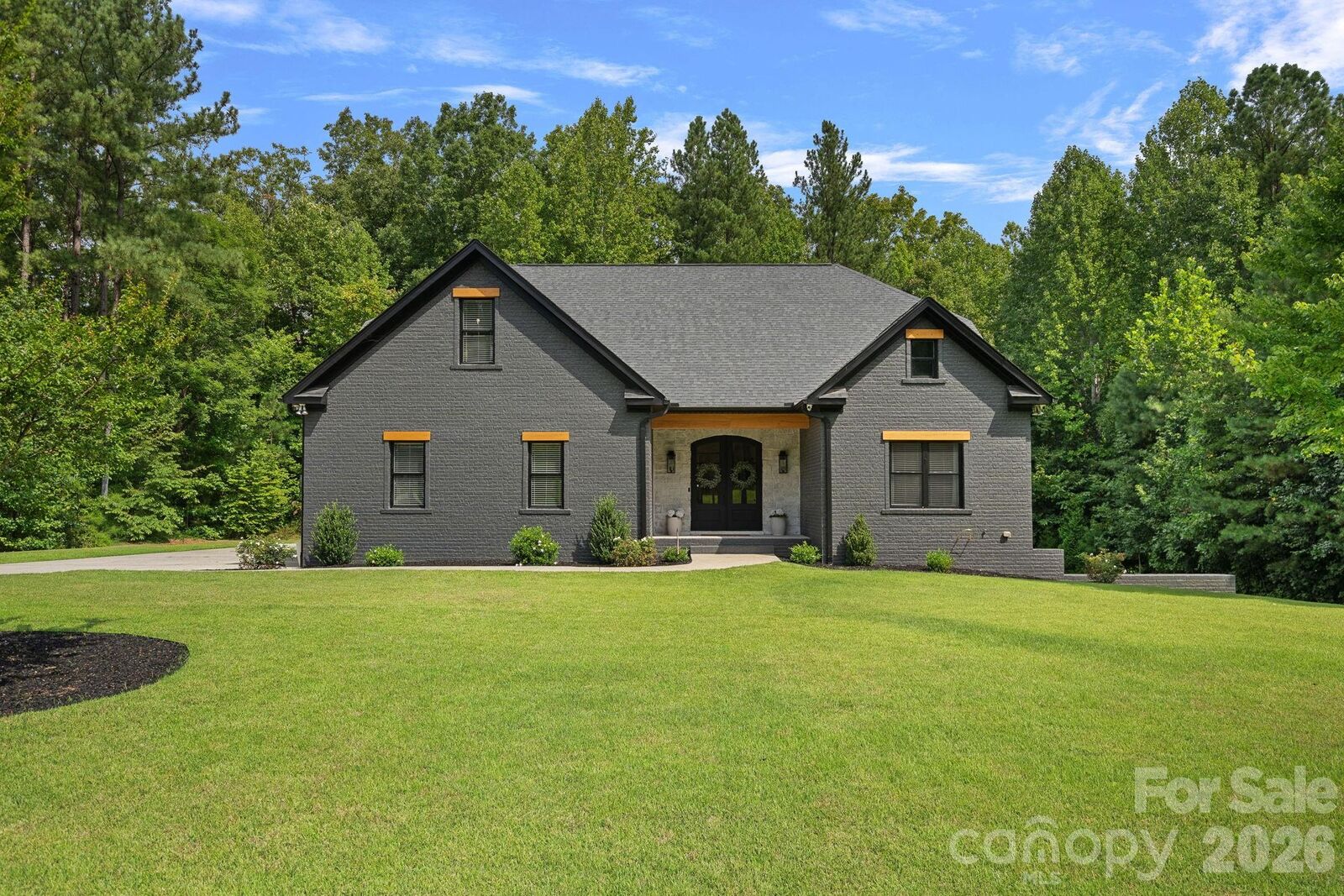 Property Photo:  140 Crooked Branch Way  NC 28166 