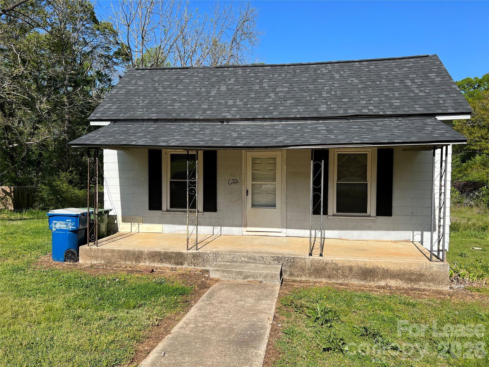 Property Photo:  622 Woodlawn Avenue  NC 28120 