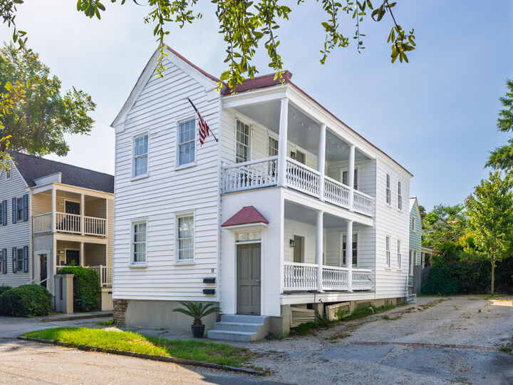 Property Photo:  9 Marion Street  SC 29403 