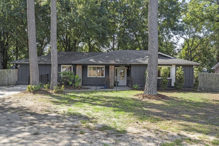 Property Photo:  1317 Fort Johnson Road  SC 29412 