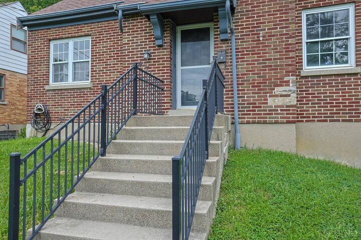 Property Photo: 4712 Basil Lane OH 45238