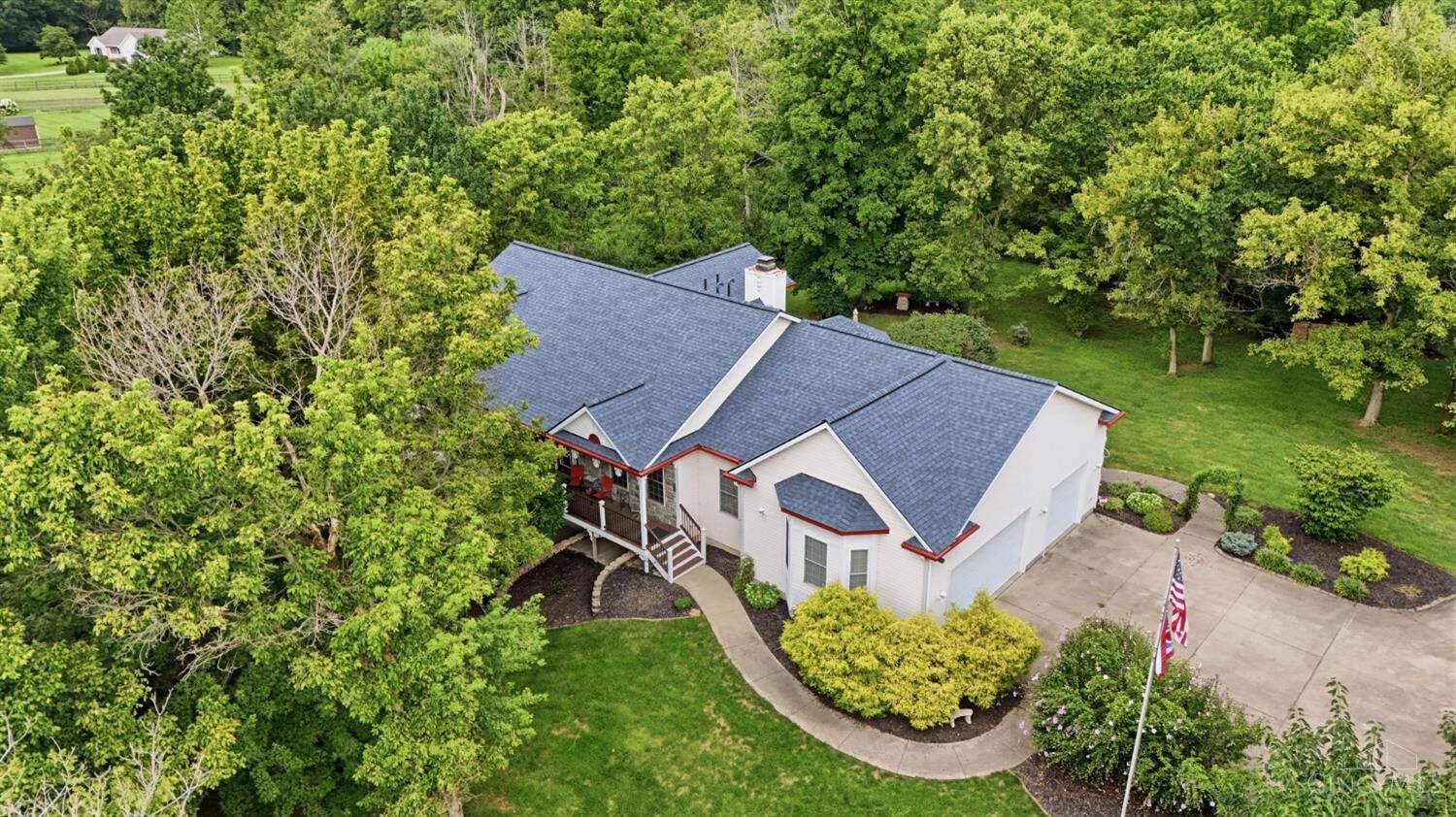 Property Photo: 1751 Magnolia Court OH 45036
