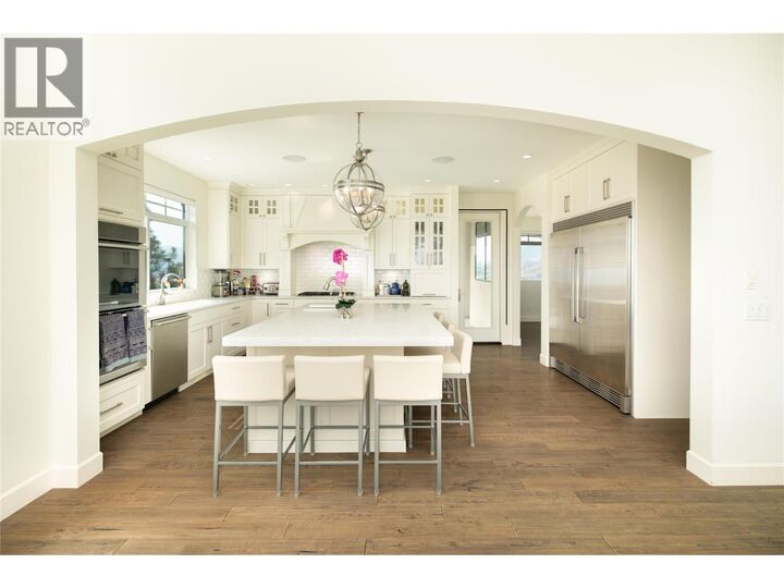 Property Photo: 3351 Vineyard View Drive BC V4T 3M3