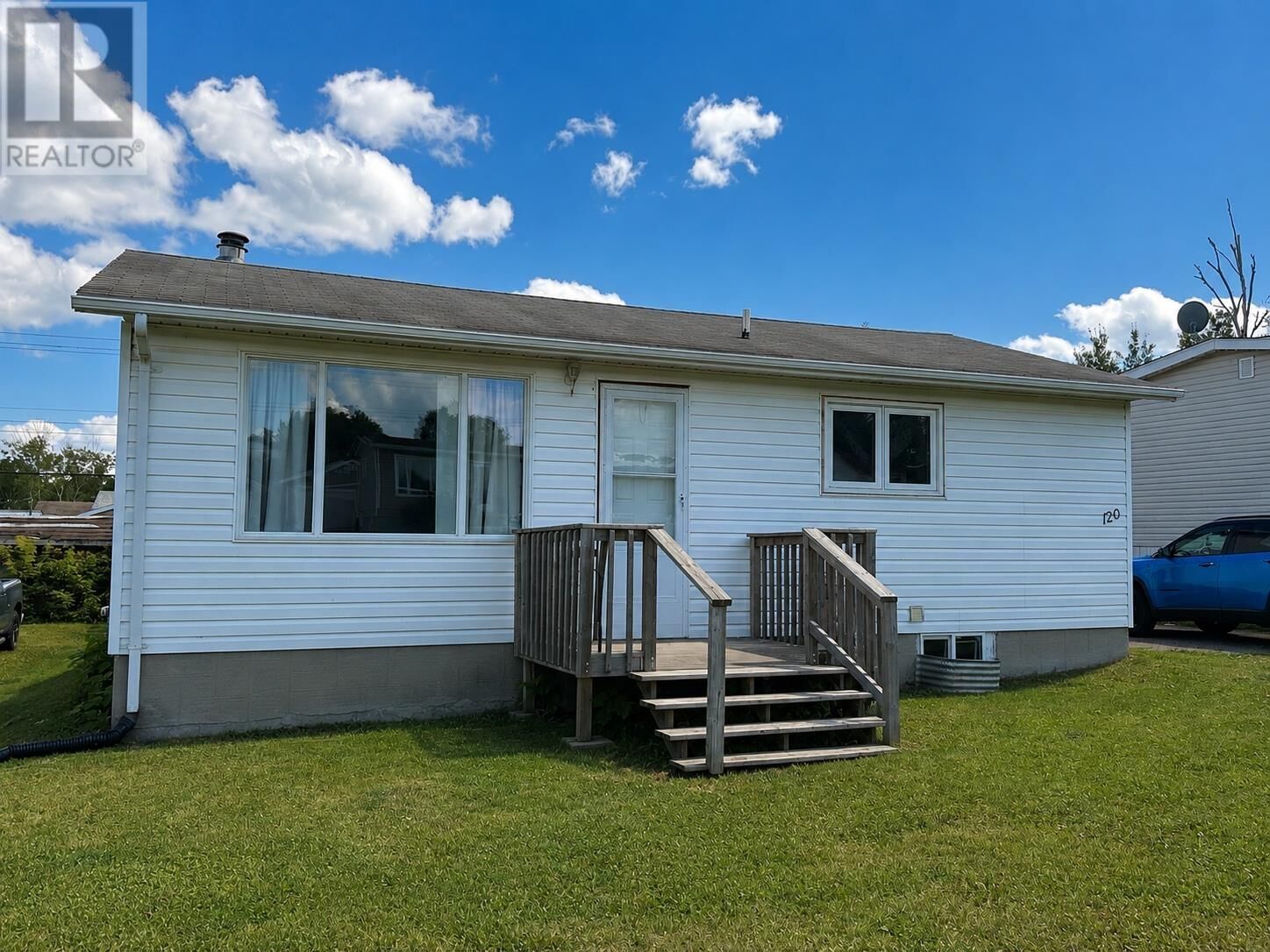Property Photo:  120 Dickenson Rd  ON P0V 1C0 