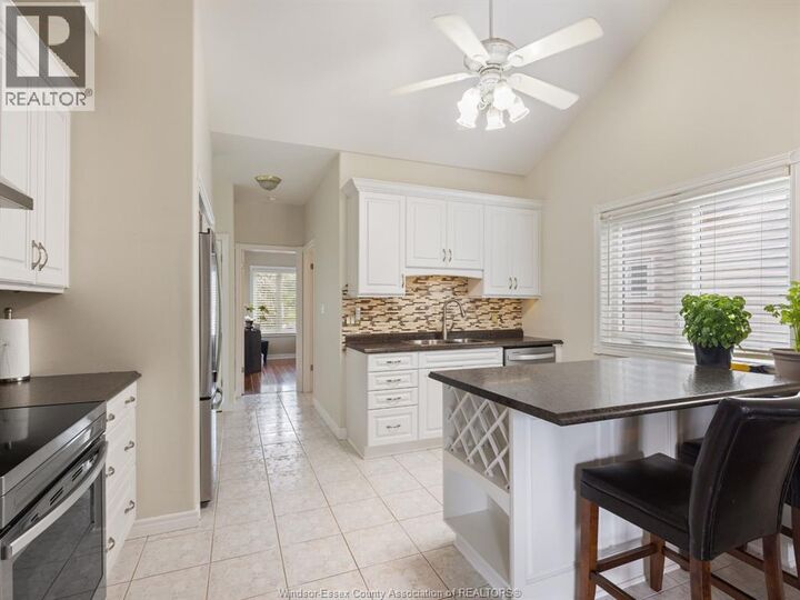 Property Photo:  393 Tuscany Crescent  ON N8N 4W6 