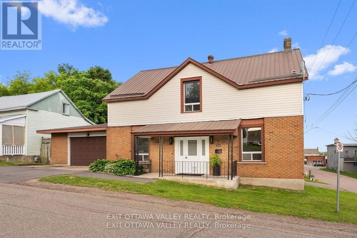 Property Photo: 164 Maple Avenue ON K8A 1L2
