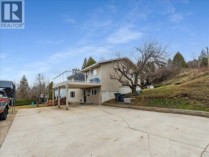 Property Photo:  3701 9th Avenue  BC V1N 3T3 