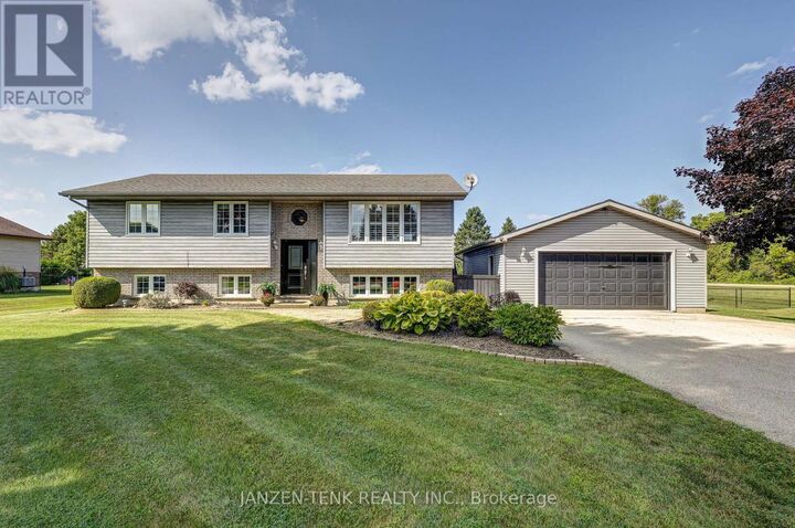 Property Photo: 49988 Catherina Street ON N5H 2R1