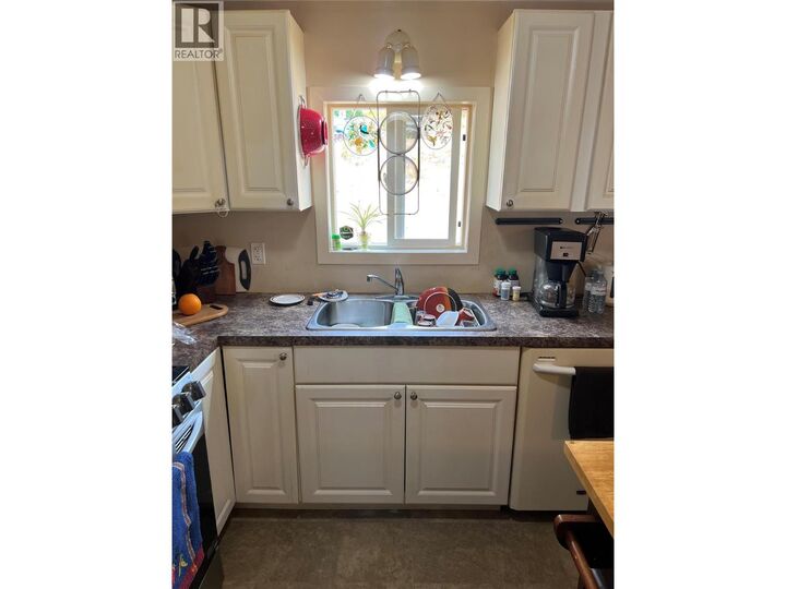 Property Photo:  3969 Broadwater Road 5  BC V1N 4V5 