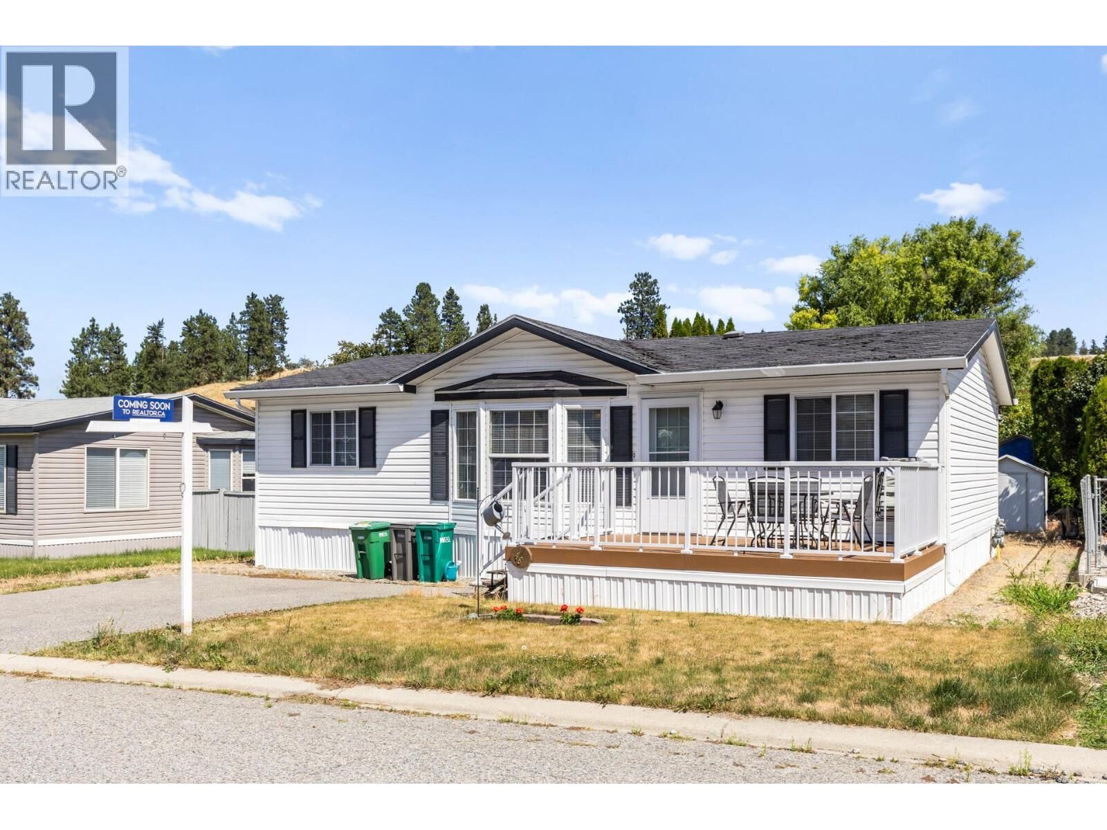 Property Photo: 610 Katherine Road 46 BC V1Z 3G2